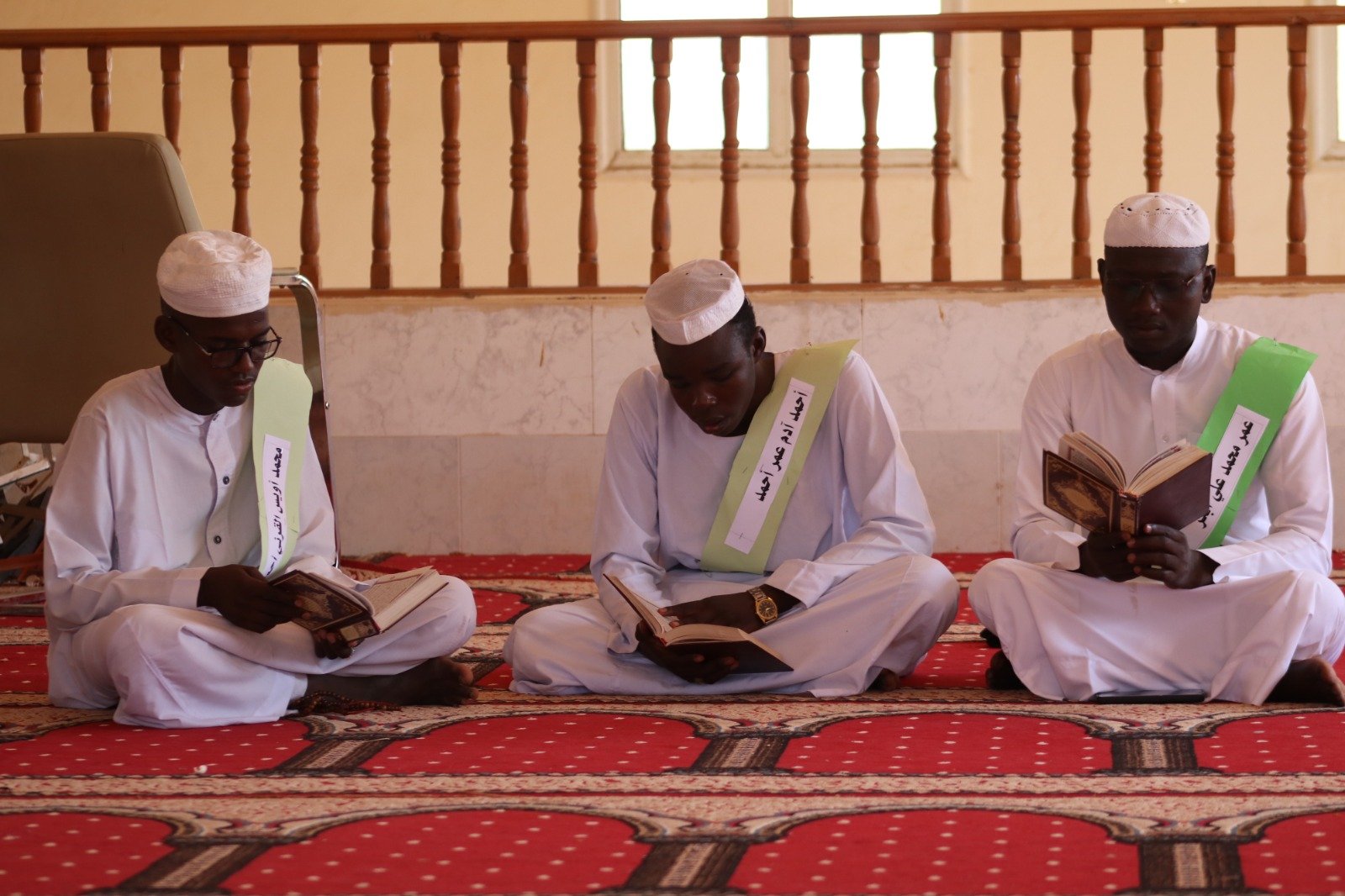 مشاركة وتألق الطلاب في مسابقة جمعية الرحمة العالمية لحفظ القرآن الكريم عبر منصة «قُرّاء»
