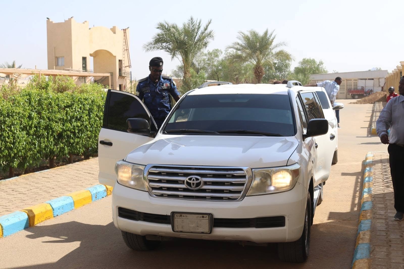 مجمع دار الخير التنموي يستقبل وفداً رفيعاً يضم قيادات أمنية وتعليمية وإنسانية بولاية كسلا